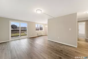 126 Triangle St, Danbury, CT 06810 - Photo 4