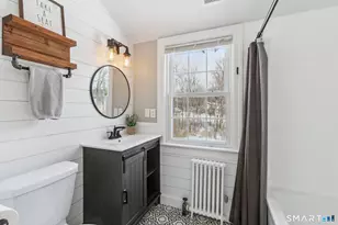 187 Middle River Rd, Danbury, CT 06811 - Photo 16