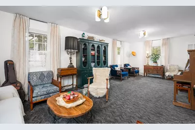 14 Winthrop Road, Bethel, CT 06801 - Photo 8