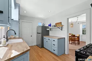 77 Meadowbrook Rd, Fairfield, CT 06824 - Photo 10