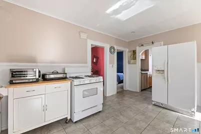 27 Windsor Avenue, Meriden, CT 06451 - Photo 6