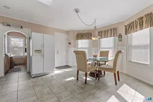 27 Windsor Ave, Meriden, CT 06451 - Photo 4