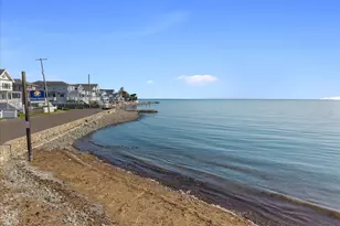 10 Point Beach Dr, Milford, CT 06460 - Photo 28