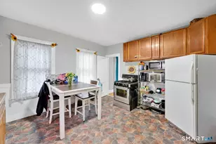 411 Ellis St, New Britain, CT 06051 - Photo 20