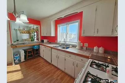 37 Sheffield Street, New Britain, CT 06051 - Photo 8