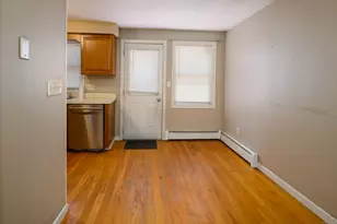 129 Brentwood Dr, Wallingford, CT 06492 - Photo 6