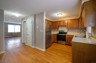 129 Brentwood Dr, Wallingford, CT 06492 - Photo 8