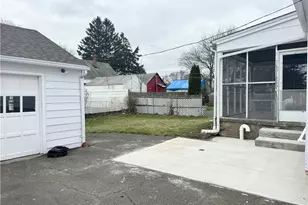 126 Ohio Ave, Bridgeport, CT 06610 - Photo 4