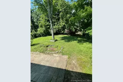 555 Frost Road, Waterbury, CT 06705 - Photo 12