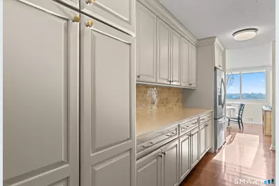 1 Strawberry Hill Avenue #APT 10A, Stamford, CT 06902 - Photo 8