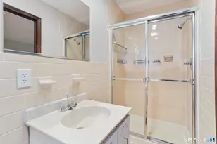 86 Harbor Dr, Stamford, CT 06902 - Photo 16