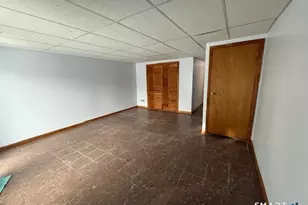 286 Monticello Dr, Branford, CT 06405 - Photo 18