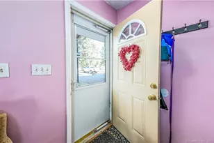 1 Ellis St, New Haven, CT 06513 - Photo 8