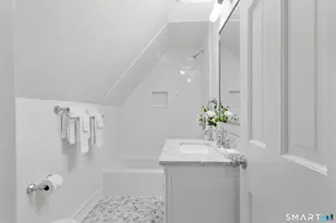 249 Main St, Fairfield, CT 06890 - Photo 36