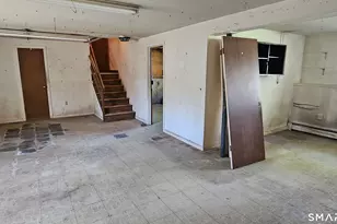 121 Hoskins Rd, Simsbury, CT 06070 - Photo 20