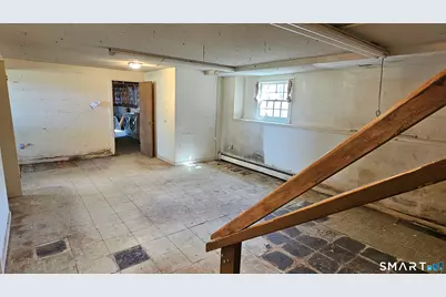 121 Hoskins Road, Simsbury, CT 06070 - Photo 24