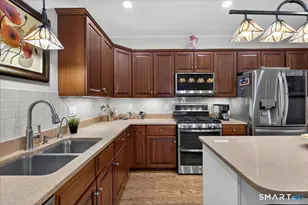 35 Todd St, Hamden, CT 06518 - Photo 14