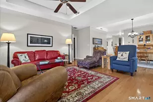 35 Todd St, Hamden, CT 06518 - Photo 4