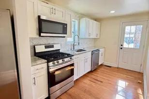 20 Lemay St, Waterbury, CT 06705 - Photo 2