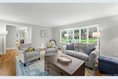 5 Holly Place, Wilton, CT 06897 - Photo 10