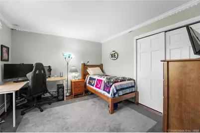 5 Holly Place, Wilton, CT 06897 - Photo 20