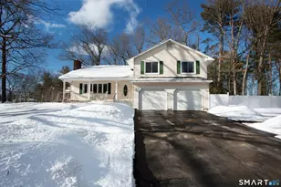 10 Ridgewood Dr, Suffield, CT 06093 - Photo 2