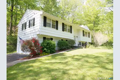 31 Longview Drive, Ridgefield, CT 06877 - Photo 2