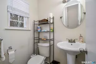 1403 Old Town Rd, Bridgeport, CT 06606 - Photo 20