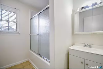 1403 Old Town Road #1403, Bridgeport, CT 06606 - Photo 18