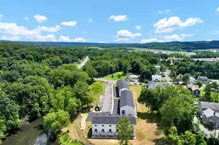 33 Main St, Meriden, CT 06451 - Photo 1