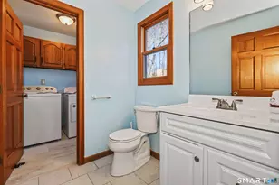 22 Greenwood Cir, Seymour, CT 06483 - Photo 10