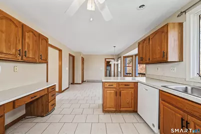 22 Greenwood Circle, Seymour, CT 06483 - Photo 14