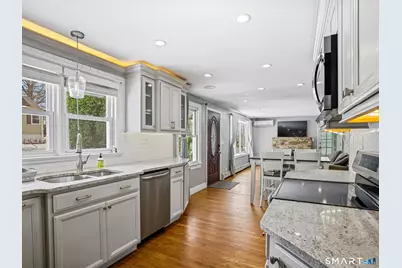 19 Olive Street, Waterford, CT 06385 - Photo 8