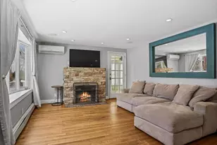 19 Olive St, Waterford, CT 06385 - Photo 2