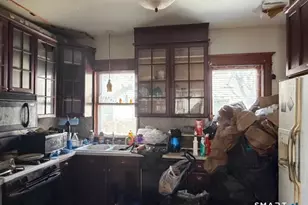 70 Westville Ave, Danbury, CT 06810 - Photo 14