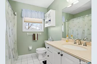 88 Kings Highway, Shelton, CT 06484 - Photo 18