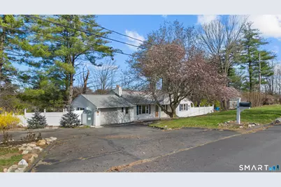 9 Daniel Road #9B, Bristol, CT 06010 - Photo 2