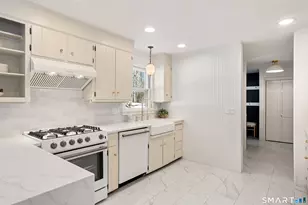 7 Shaw Dr, Simsbury, CT 06070 - Photo 12