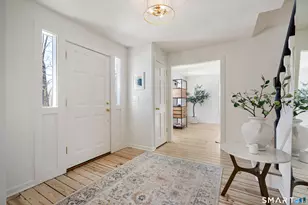 7 Shaw Dr, Simsbury, CT 06070 - Photo 4