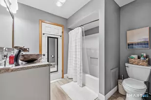 1469 Farmington Ave, Bristol, CT 06010 - Photo 18