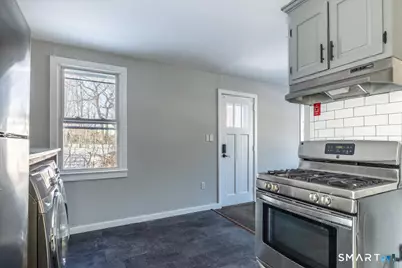 9 Garden Court, Fairfield, CT 06825 - Photo 6