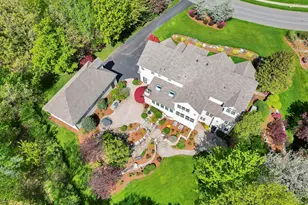 24 Ellridge Pl, Ellington, CT 06029 - Photo 2