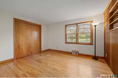 81 Maple Hill Avenue, Newington, CT 06111 - Photo 12
