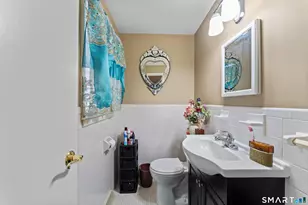 43 Collingsdale Dr, Milford, CT 06461 - Photo 18