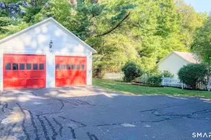 34 Hamilton Ave, Watertown, CT 06795 - Photo 2