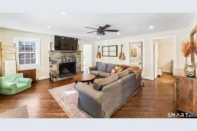 5 Hampton Road, New Fairfield, CT 06812 - Photo 4
