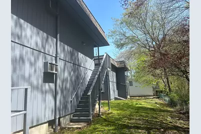 55 Virginia Avenue #APT C, Groton, CT 06340 - Photo 4