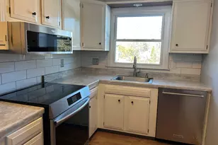 55 Virginia Ave, Groton, CT 06340 - Photo 14