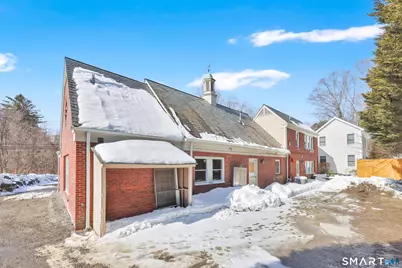 186 Hillside Road, Fairfield, CT 06824 - Photo 2