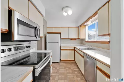 23 Staffordshire Commons Drive #23, Wallingford, CT 06492 - Photo 10